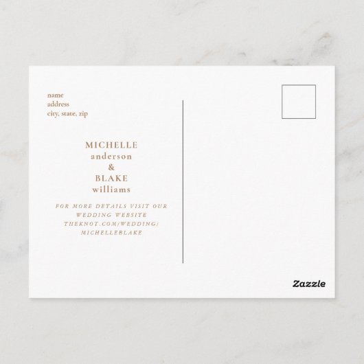 Gold Monogram Deep Red Wedding Save the Date Briefkaart (Achterkant)