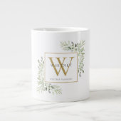 Gold Monogram Elegant Modern Greenery Grote Koffiekop (Voorkant)
