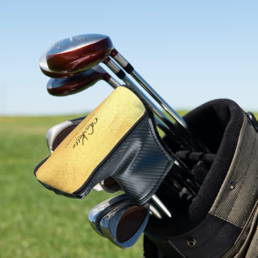 Gold monogram initiaal name script golfheadcover (Insitu)