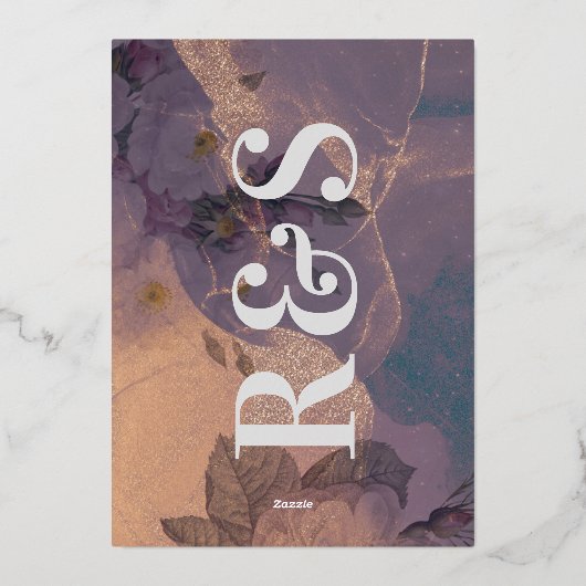Gold Monogram Paarse Herfst sla de datum op Folie Uitnodiging (Achterkant)