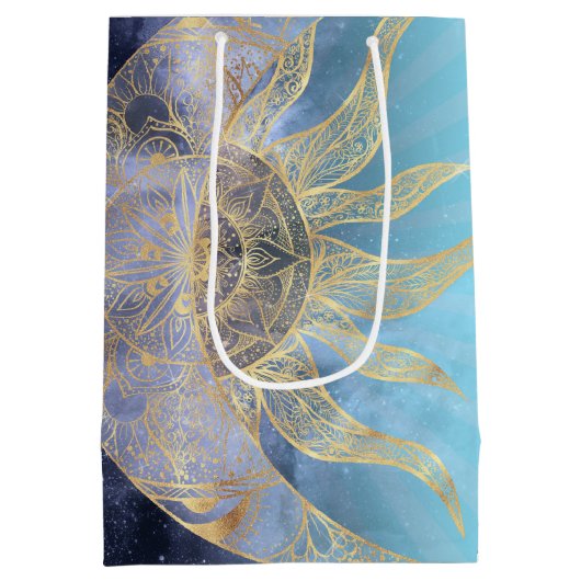 Gold Moon Sun Mandala Celestial Design Medium Cadeauzakje (Achterkant)