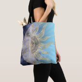 Gold Moon Sun Mandala Celestial Design Tote Bag (Dichtbij)