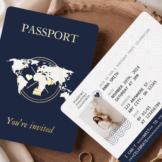 Gold & Navy Blue Passport Unieke Verjaardagsfoto Folie Uitnodiging