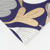 Gold Navy White Floral Leaf Illustration Pattern Fleece Deken (Hoek)