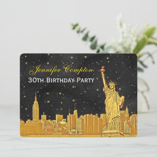 Gold NYC Skyline #2 Etch Blk Starry BG H Birthday Kaart (Staand voorkant)
