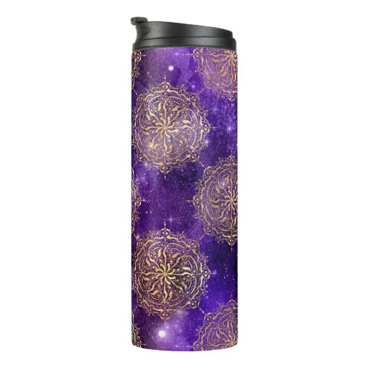Gold & Paars Galaxy Dharma Mandala Pattern Thermosbeker (Geroteerd rechts)