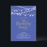 Gold Paarse Blue Modern 40th Adult Birthday Kaart<br><div class="desc">Viel een speciale dag met deze uitnodiging voor het chic Gold verjaardagsfeest! Dit ontwerp kenmerkt koordlichten en een stijlvolle gouden manuscripttypografie met een paarse blauwe achtergrond. U kunt de tekst aan om het even welke leeftijd/mijlpaalverjaardag personaliseren. Er zijn meer aanbiedingen voor volwassenen en feestjes beschikbaar in mijn winkel BaraBomDesign.</div>