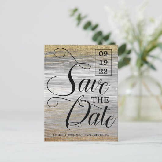 Gold Paint Calligraphy Photo Weddenschap Save the  Aankondigingskaart (Staand voorkant)