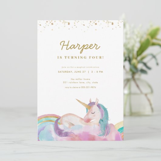 Gold Pastel Magical Unicorn Verjaardag Uitnodiging (Staand voorkant)