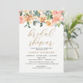 Gold Peach Bloemen Bruids Douche Uitnodiging (Staand voorkant)