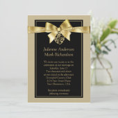 Gold Pearls en lint op uitnodiging voor een zwarte (Staand voorkant)