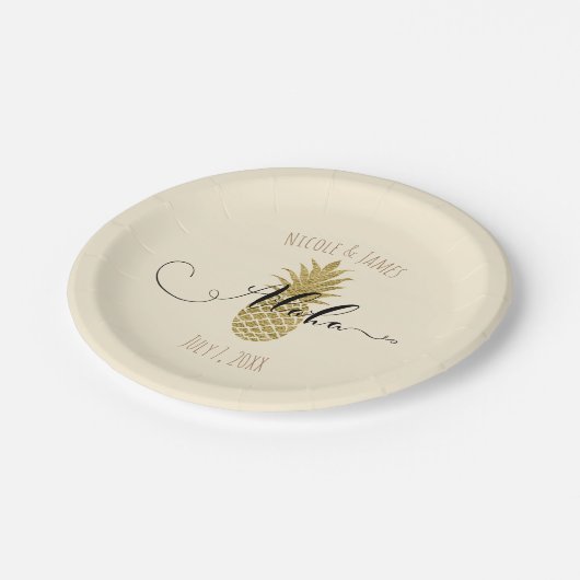 Gold Pineapple Cream Tropical Elegant Wedding Papieren Bordje (Gekanteld)