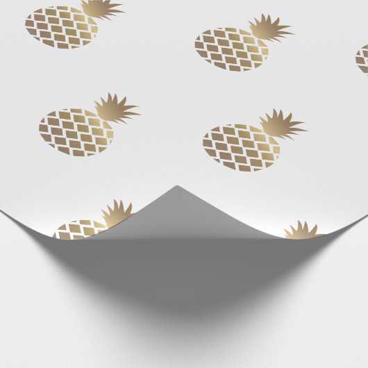 Gold Pineapples Pattern Wrapping Paper White Cadeaupapier (Hoek)