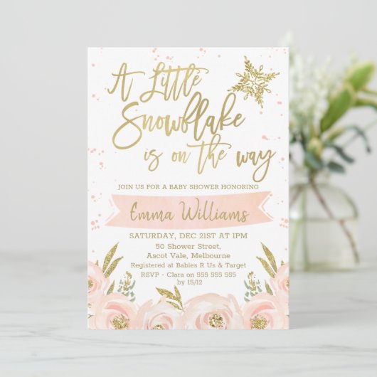 Gold Pink Winter Snowflake Baby shower Uitnodiging (Staand voorkant)