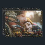 Gold prettige feestdagen 1 foto met zwarte kerst feestdagenkaart<br><div class="desc">Gold prettige feestdagen sterren 1 foto moderne kerstkaart. Met een manuscripttekst en goudeffect ontwerp,  kan de zwarte achtergrondkleur veranderen om uw stijl aan te passen.</div>