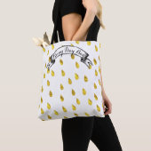 Gold Raindrop Rainy Day Patroon Tote Bag (Dichtbij)