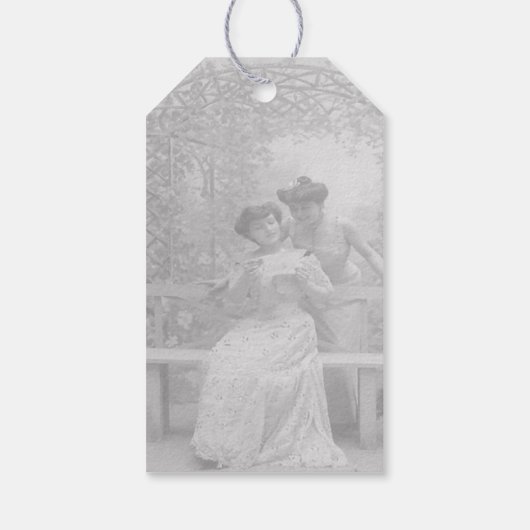 Gold Ribbon Gay Weddenschap Twee Brides Dank je Cadeaulabel (Achterkant)