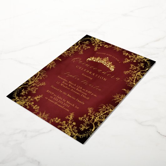 Gold Royal Red Elegant  Quinceanera Folie Uitnodiging (Gedraaid)