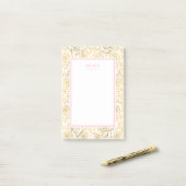 Gold Rozen met roze Post-it® Notes (Op bureau)