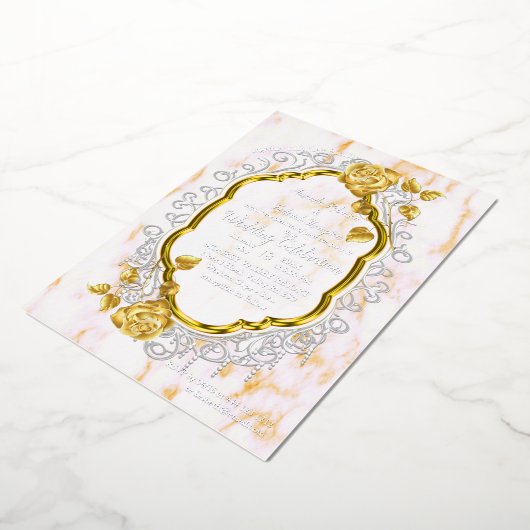 Gold Rozen op een gouden lijst met witte kant. Folie Uitnodiging (Gedraaid)