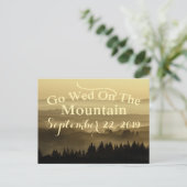 Gold Rustic Mountain Wedding Bewaar de datum Aankondigingskaart (Staand voorkant)
