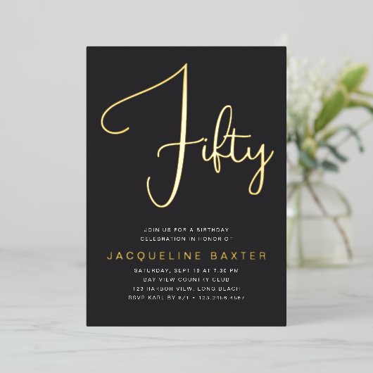 Gold Script 50e verjaardag Folie Uitnodiging (Staand Voorkant)