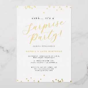 Gold Script Confetti Surprise Party Folie Uitnodiging