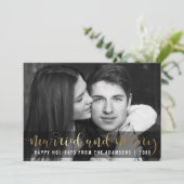 Gold Script Pas getrouwd Vakantie Zwart-wit Foto Feestdagenkaart (Staand voorkant)