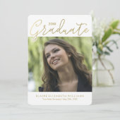 Gold Script Typography Afstuderen Aankondiging (Staand voorkant)