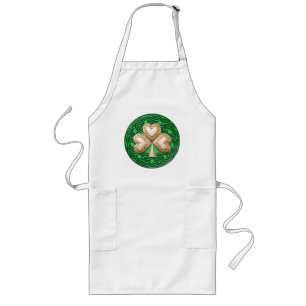 Gold shamrock on Celtic Knots Apron Lang Schort