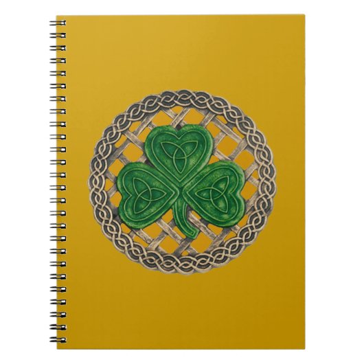 Gold Shamrock on Celtic Knots Spiral Notitieboek (Voorkant)