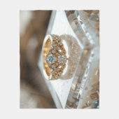gold shinning diamond ring fleece deken (Voorkant)