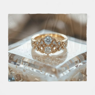 gold shinning diamond ring fleece deken