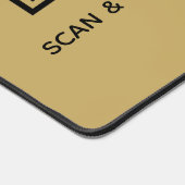 Gold Simple Elegant WiFi QR Code Netwerkwachtwoord Bureaumat (Hoek)