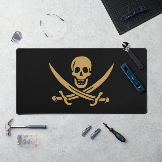 Gold Skull & Swords Pirate flag of Calico Jack Bureaumat (Werkstation)
