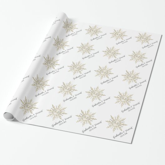 Gold Snowflake op White Winter Wedding Cadeaupapier (Uitgerold)
