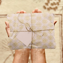 Gold Snowflake Pattern op Roze Tissuepapier