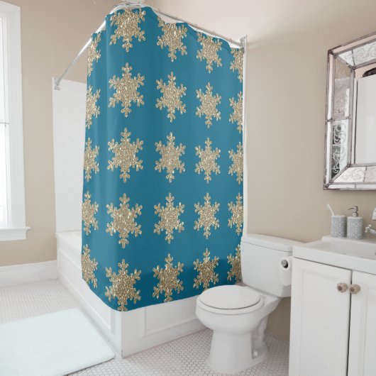 Gold Snowflake Pattern Rustige Ocean Blue Glittery Douchegordijn (In situ)