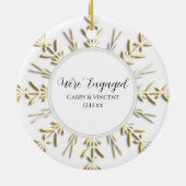 Gold Snowflake Winter Verloving Foto Keramisch Ornament (Achterkant)