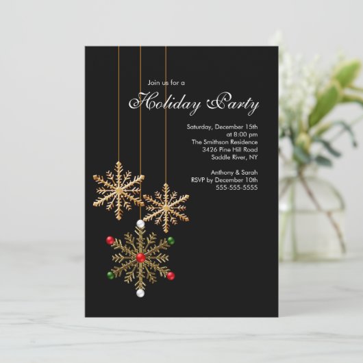 Gold Snowflakes Holiday Party Uitnodiging (Staand voorkant)