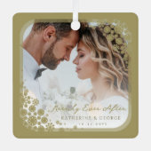 Gold Snowflakes Lijst Modern Holiday Weduwfoto Metalen Ornament (Voorkant)