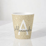 Gold Sparkle Glitter Monogram Naam en Initiaal Latte Mok<br><div class="desc">Luxe Gouden Sparkle Glitter Girly Chic Monogram Naam en Initiaal Latte Coffee of Tea Mok. De monogram mok maakt het perfecte Vrijgezellenfeest,  Bachelorette Party,  Sweet 16 Birthday of kerstcadeau voor iemand die van roos houdt.</div>