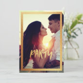 Gold Sparkly Verloving Photo Party Invitation Kaart (Staand voorkant)