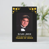 Gold Stars Zwart Afstuderen Invitation Kaart (Staand voorkant)