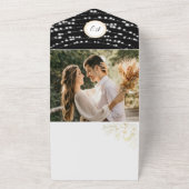 Gold String Lights Rustiek Zwart Huwelijk All In One Uitnodiging (Buitenkant)