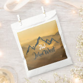 Gold sunrise personalizable mountains monogram bedankzakje (Geknipt)