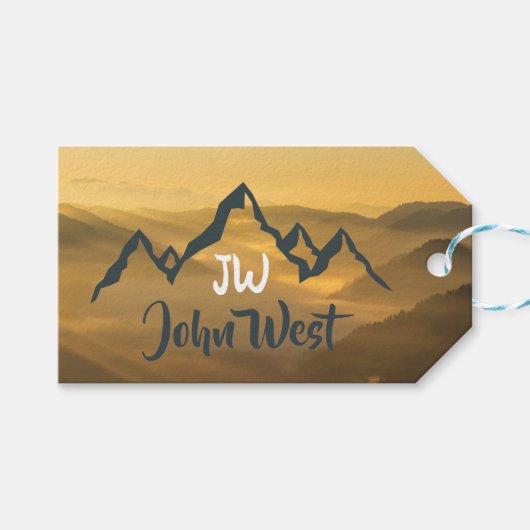 Gold sunrise personalizable mountains monogram cadeaulabel (Voorkant (Horizontaal))