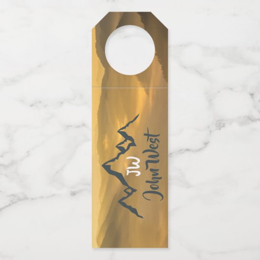 Gold sunrise personalizable mountains monogram flessenhanger (Achterkant)