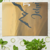 Gold sunrise personalizable mountains monogram theedoek (Gevouwen)
