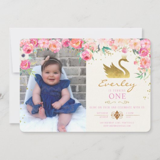 Gold Swan Princess Roze Bloemen Verjaardag Uitnodi Kaart (Voorkant)